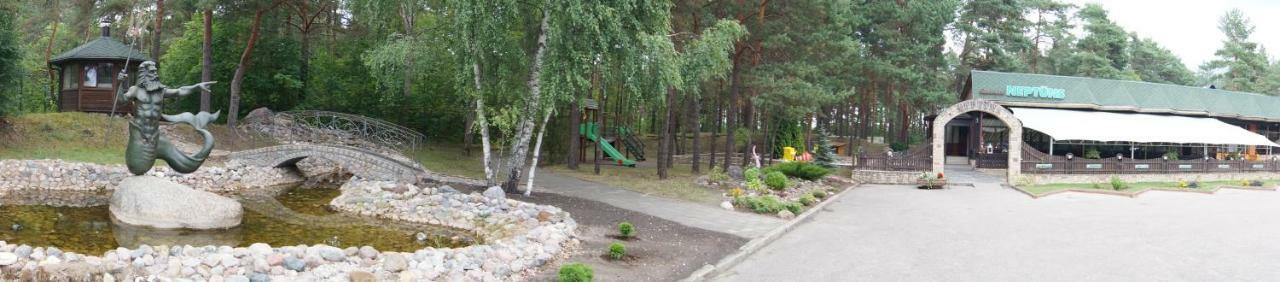 Hotel Neptuns Jūrkalne Esterno foto